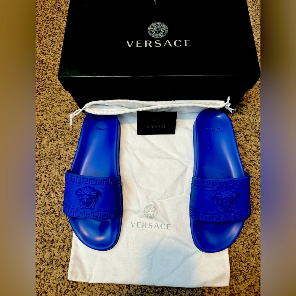 Versace Men’s Blue Pool Slides
